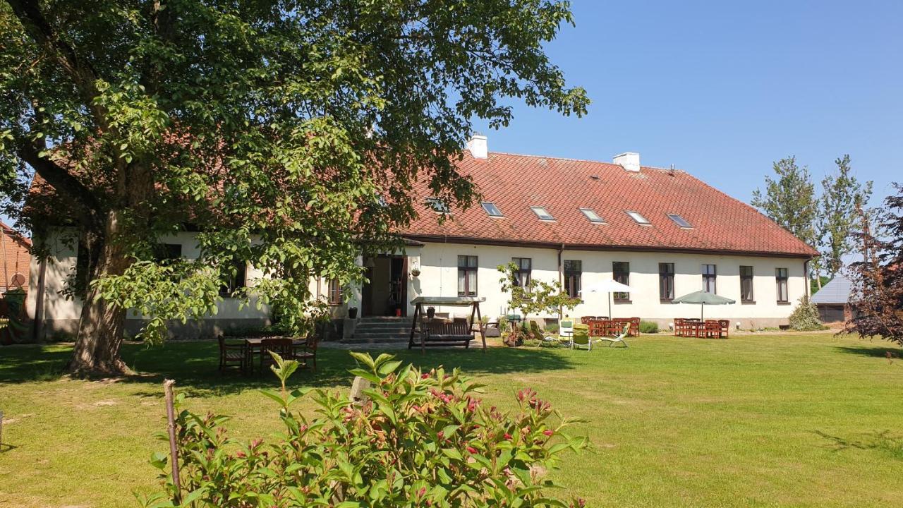 Folwark Gościno-Dwór Acomodação com café da manhã Exterior foto